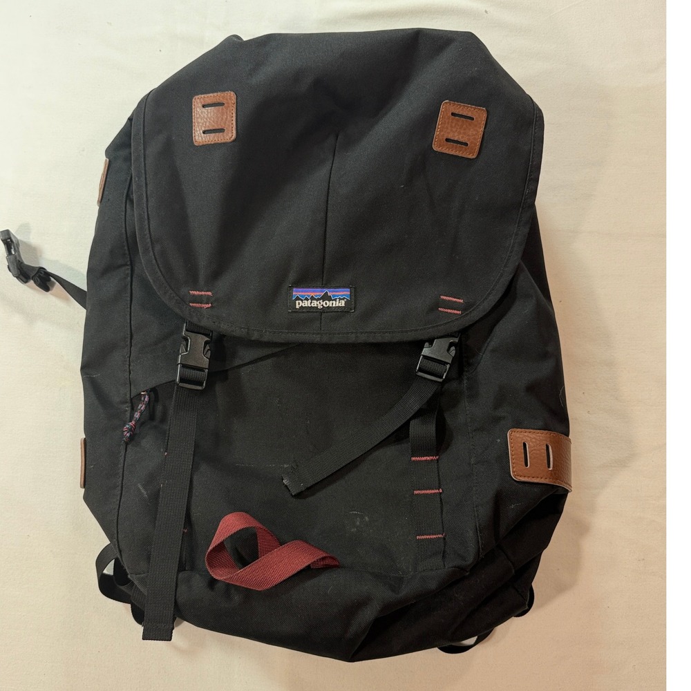 Patagonia Arbor Pack 26L Backpack Black Red Laptop STY47956 FA17